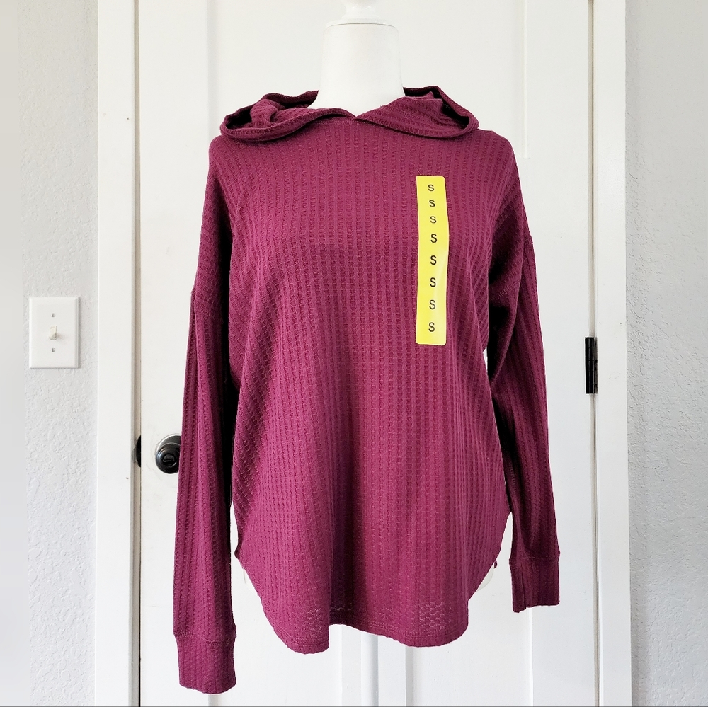 Hooded Women's Maroon Pullover